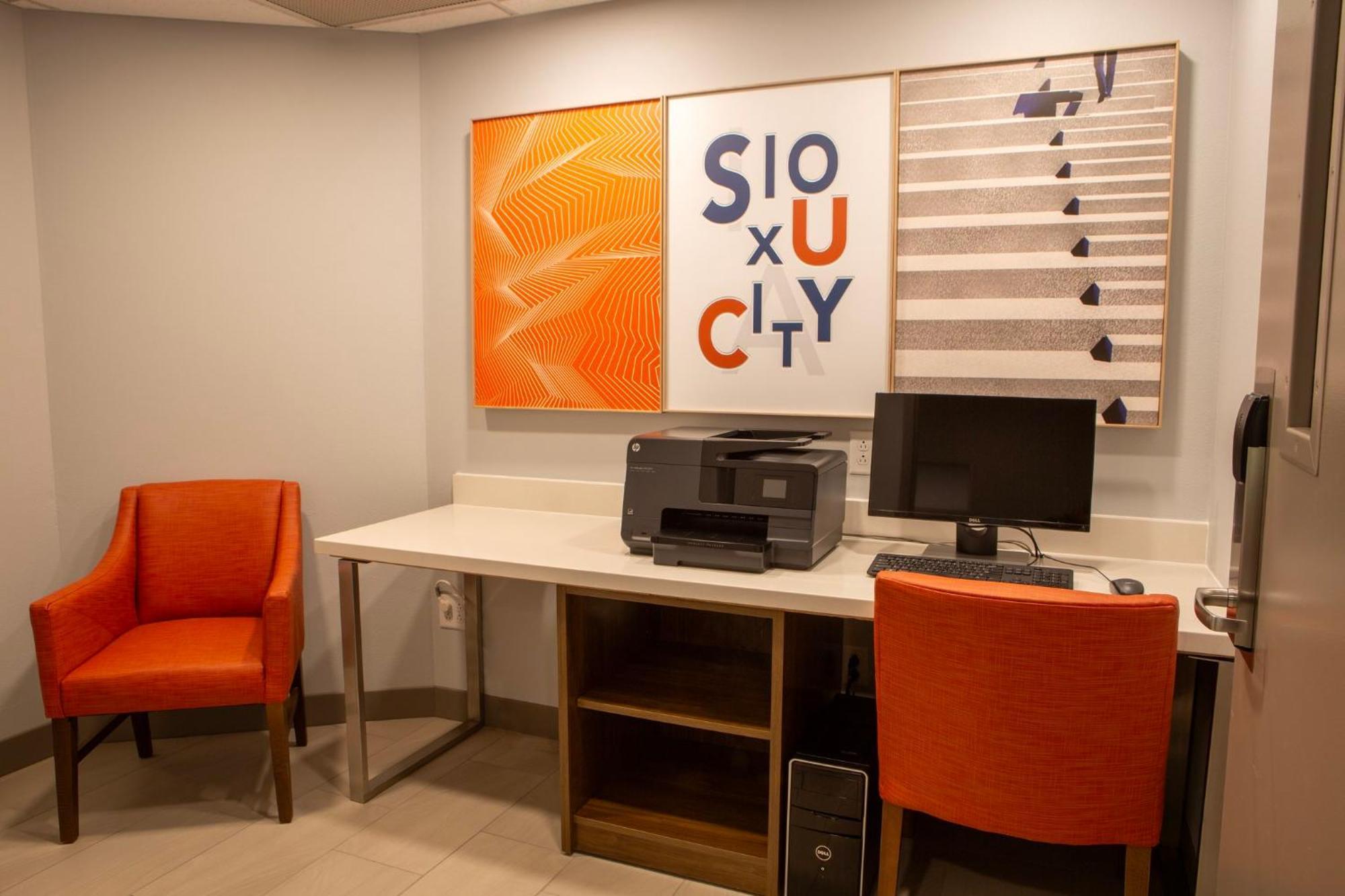 Holiday Inn Express & Suites Sioux City-South By Ihg Екстериор снимка